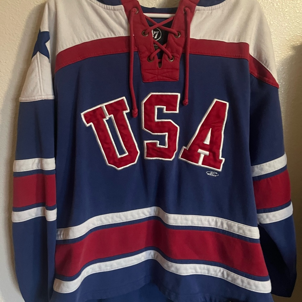 47 Brand Red and Blue Lace-Up Hoodie